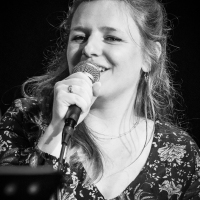 The-Folk-Troubadours-12